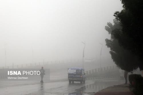 مه گرفتگی در جاده های 11 استان کشور